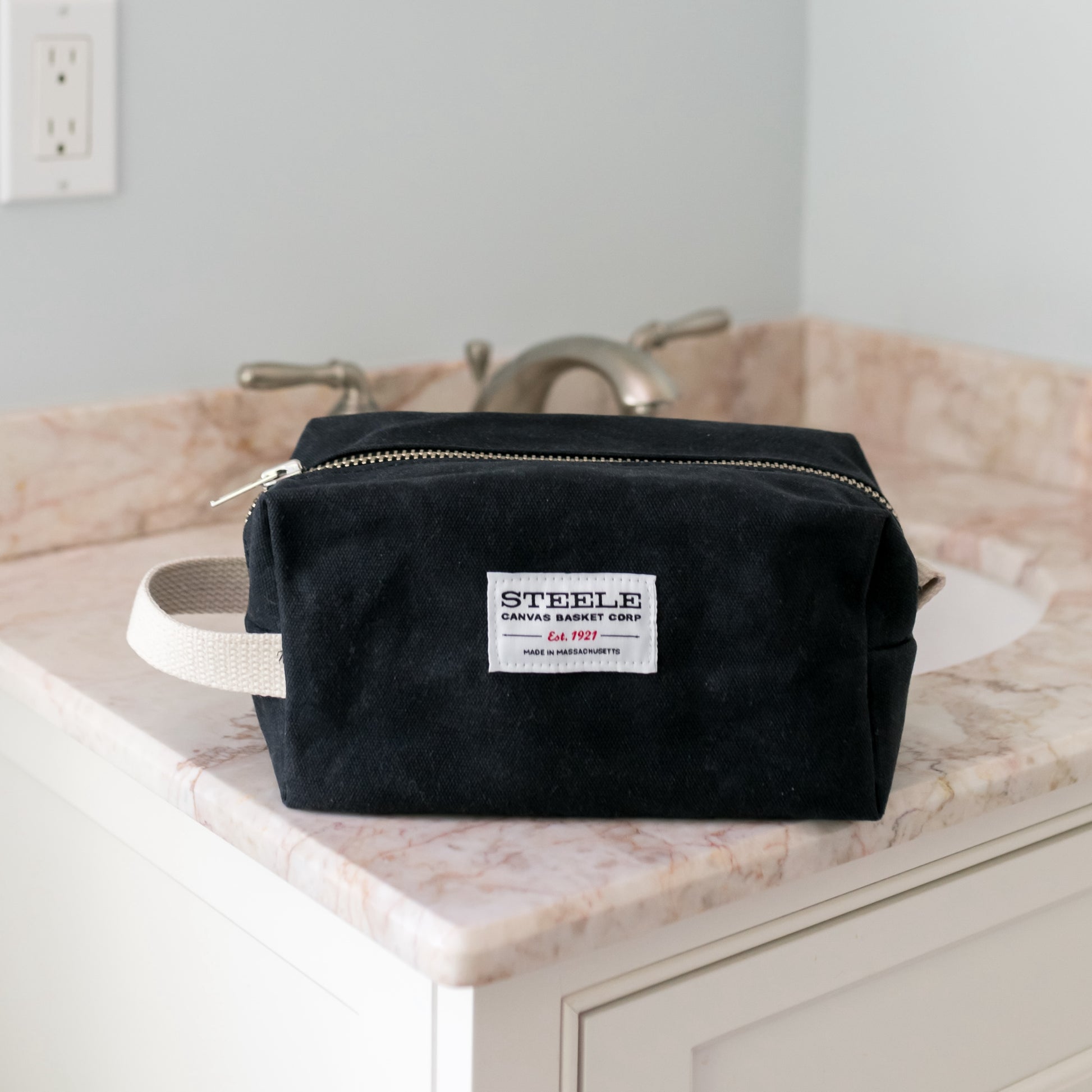 Steele Canvas Dopp Kits – Steele Canvas Basket Corp – Steele